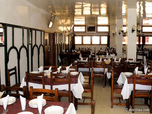 En route vers Matmata. Diner à l'hôtel Matmata