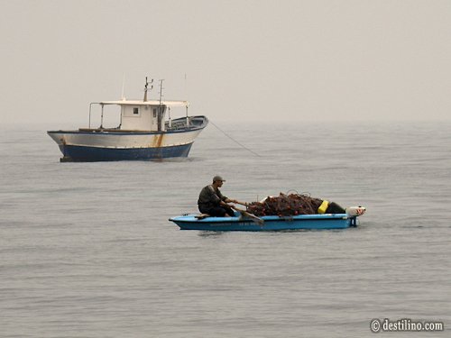 Port El Kantaoui. Pêcheur