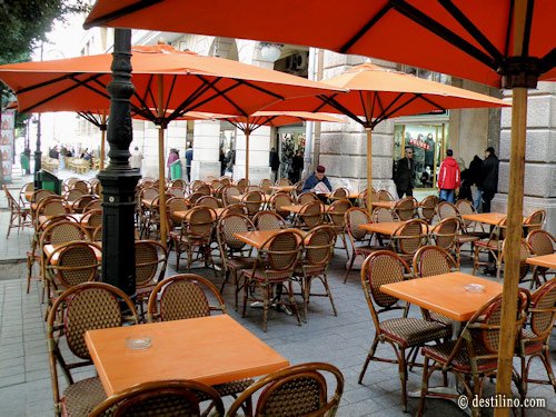 Tunis, avenue Habib Bougiba