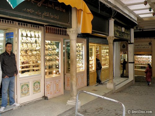 Tunis, les souks, secteur or et argent