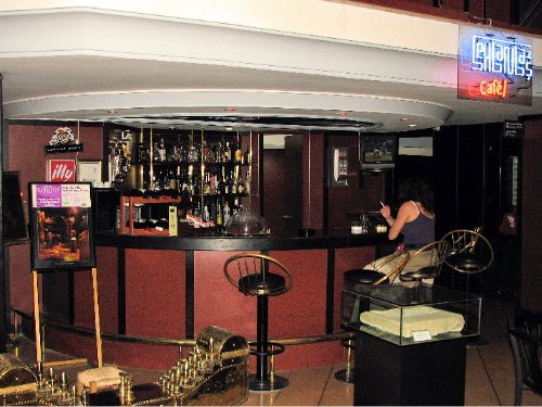 Lobby bar