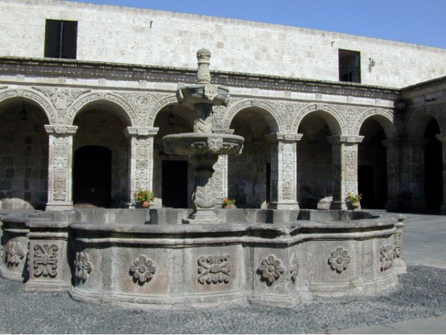 Arequipa-01.jpg 67.90 K